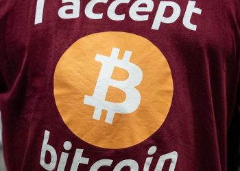 How Much Bitcoin Can You Buy with ₹10,000 Today?